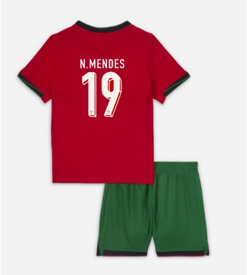 Portugal Nuno Mendes #19 Replika Babytøj Hjemmebanesæt Børn EM 2024 Kortærmet (+ Korte bukser)